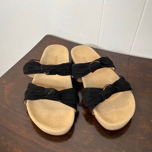 Jack Rogers 8 Annie double knit black slide sandals